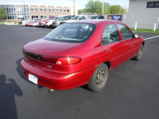 2000 Ford Escort