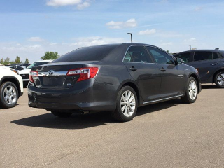 2014 Toyota Camry Hybrid