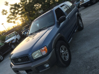 1999 Nissan Pathfinder