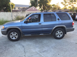 1999 Nissan Pathfinder