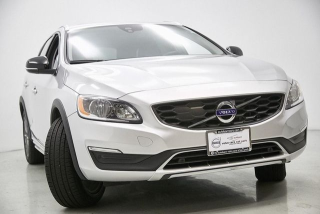 2018 Volvo V60 Cross Country